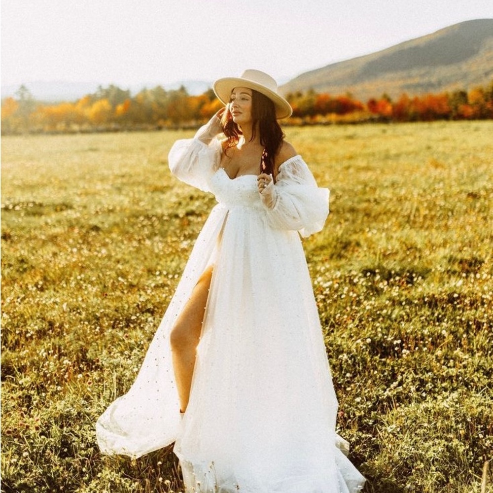 White sheer tulle pearl maternity photoshoot dress
